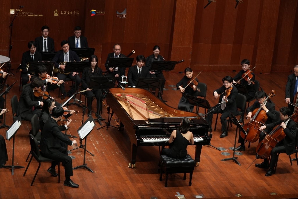 索妮娅&middot;科沃利克和乐团