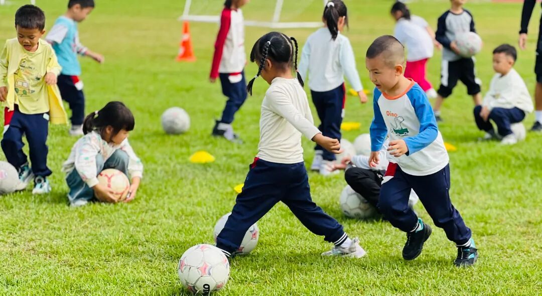 图：乐平镇教育指导中心与“七级联赛”体系合作方携手成功举办幼小衔接足球系列活动