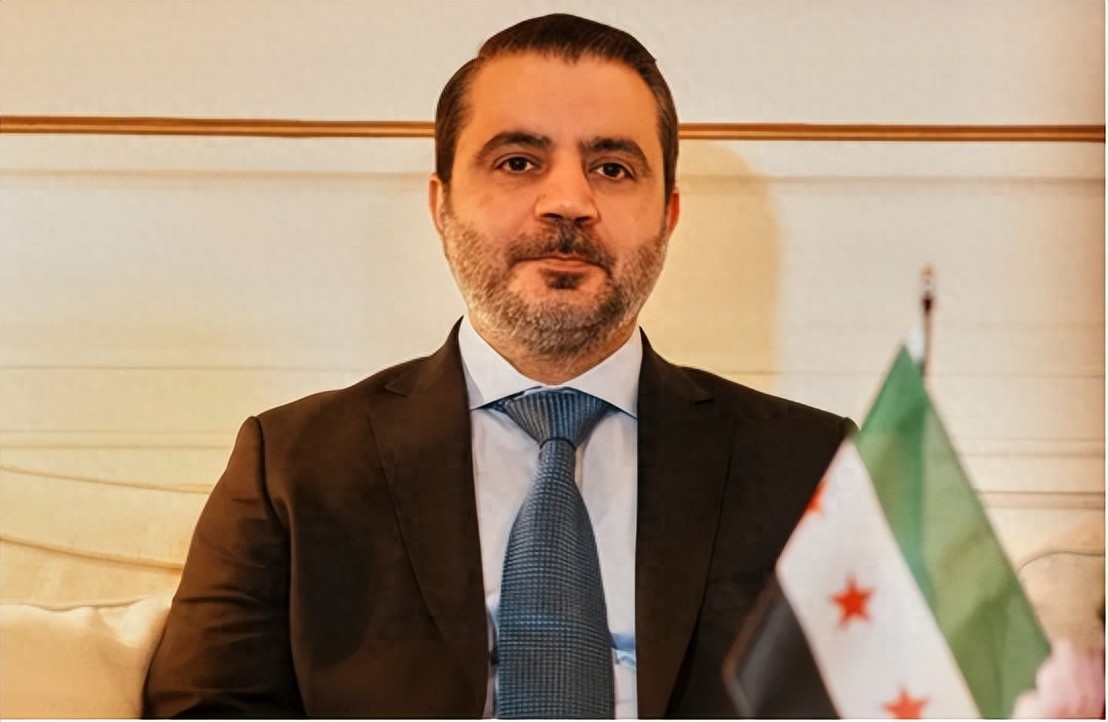 朱拉尼结束访美后，叙外长访华，请求中国帮助，中方有个强硬要求_凤凰网