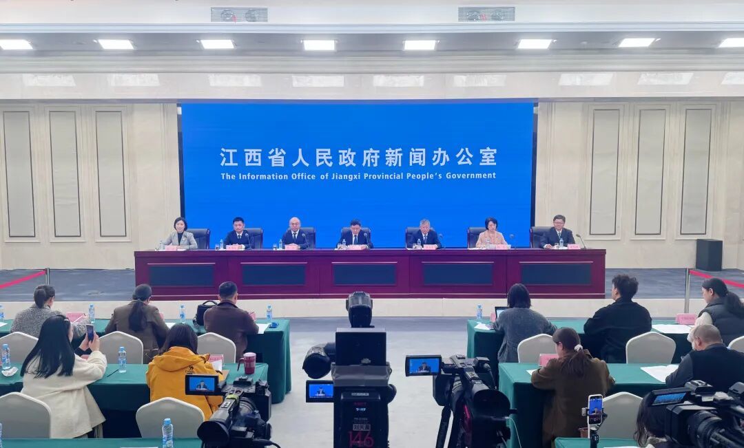 发布会现场图 摄影:饶梦露