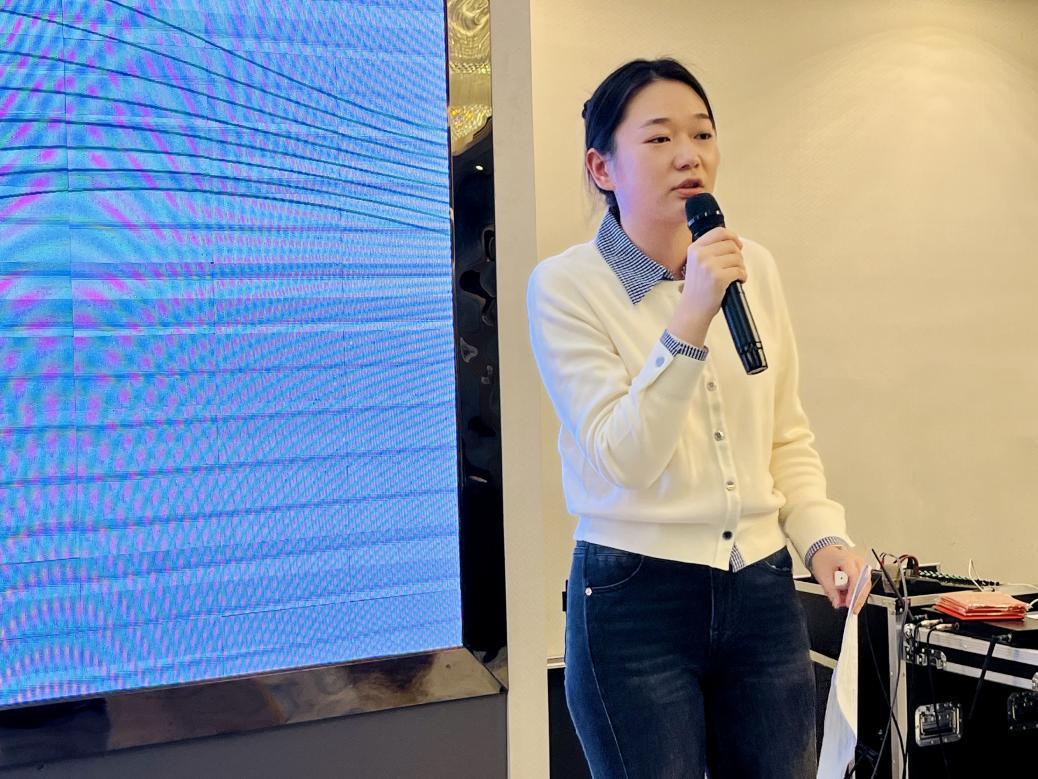 苏涵涵老师作交流分享