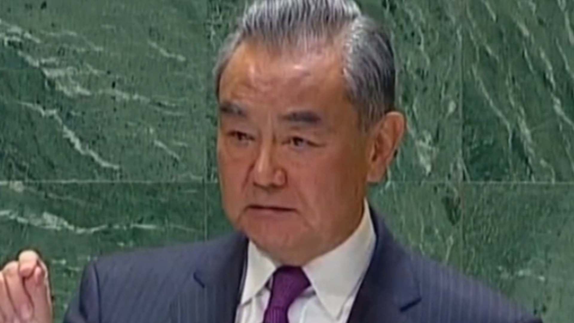 回顾王毅外长在联合国大会发言：中国必将实现完全统一，台湾必将回归祖国怀抱，这是任何人、任何势力都阻挡不了的历史大势