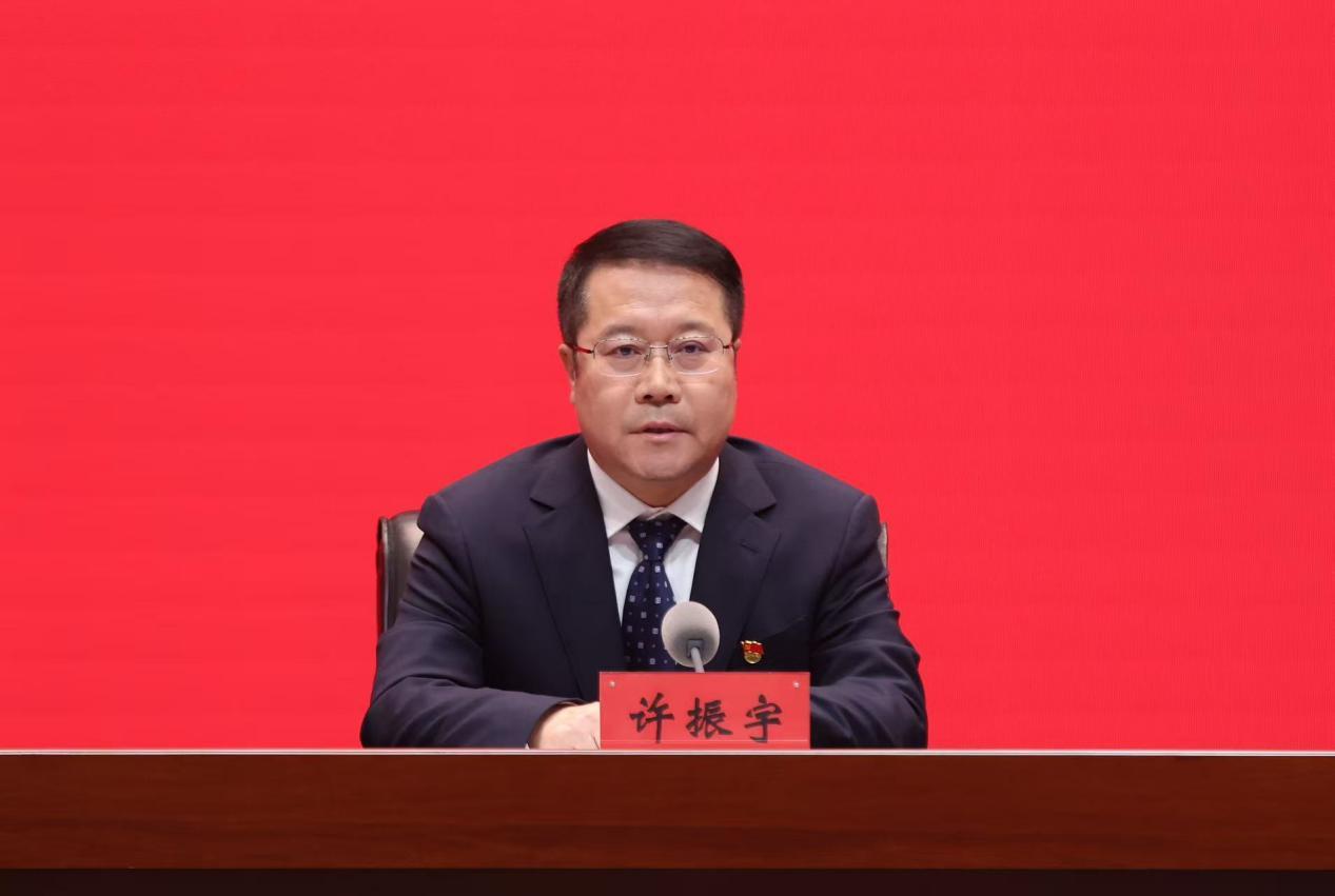 黑龙江省教育厅党组书记、厅长 许振宇