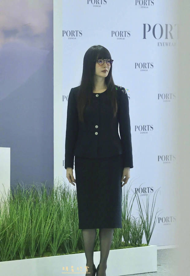 江疏影出席活动，最新造型十分吸睛！