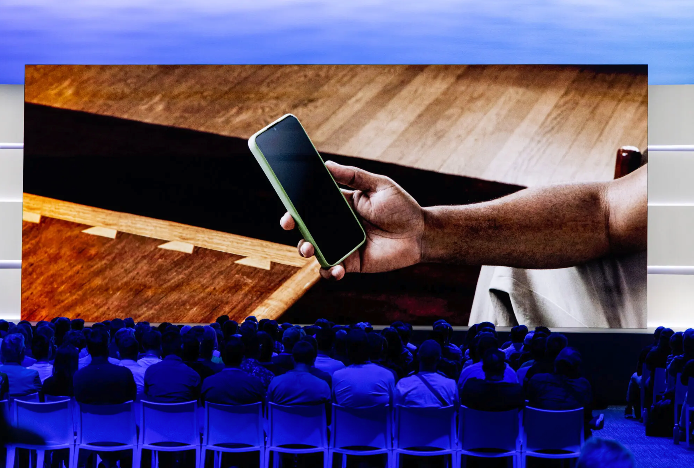 纽约时报:美国AI研究仍依赖中国人才 否则硅谷公司将落后