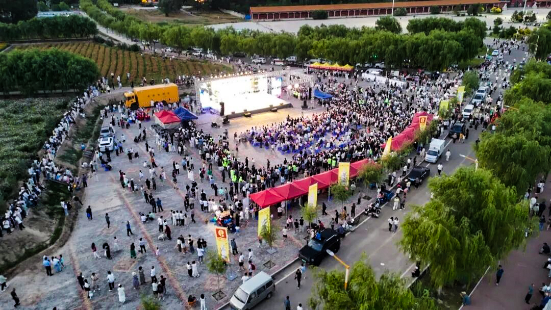 永昌县2025年返乡大学生音乐嘉年华活动现场