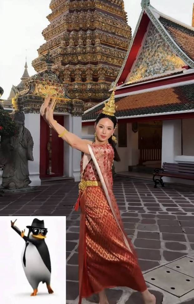 搜狐娱乐讯 近日，一组李若彤跳企鹅舞的视频流出。图中，她穿着泰装，舞姿灵动俏皮，反差感直接拉满。