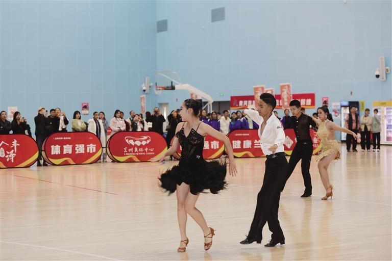 体育舞蹈美轮美奂