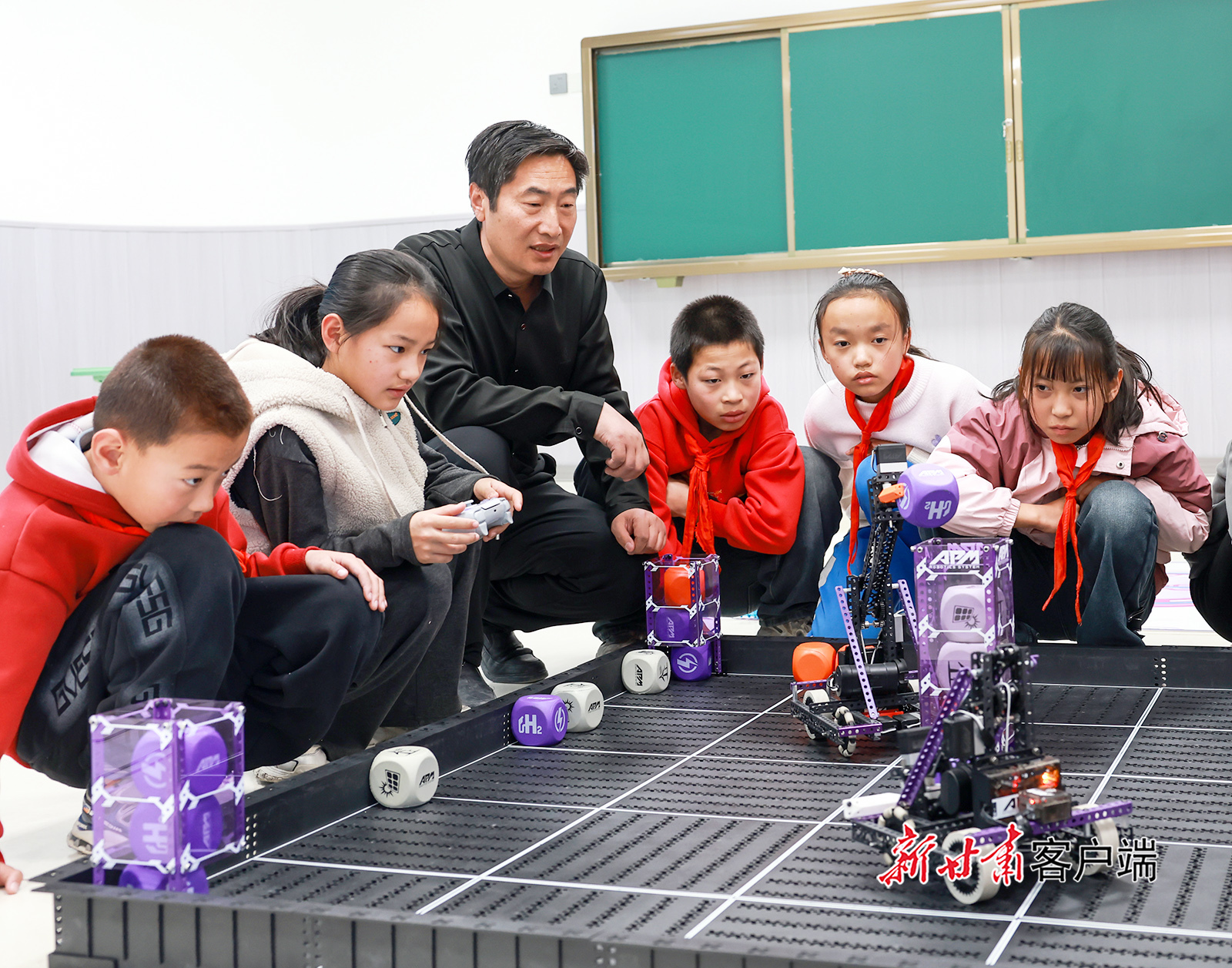 甘肃金塔童趣点亮校园