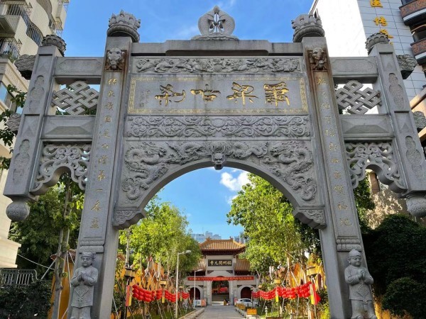 千年祖刹福州开元寺：山海之间的药师佛国