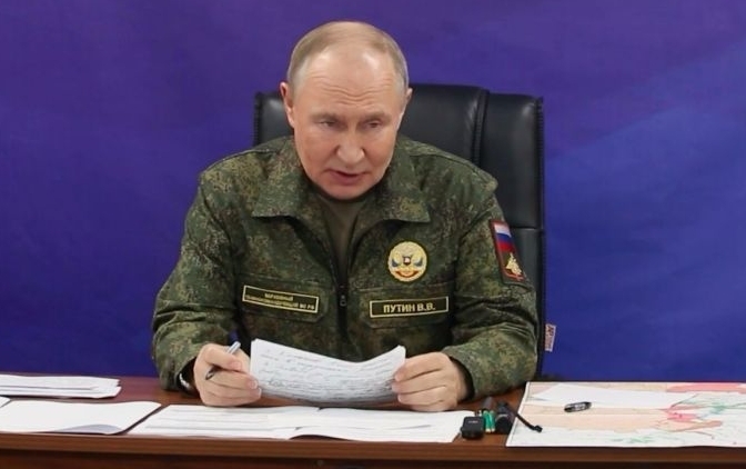 普京谈乌克兰腐败:这些坐在黄金马桶上的人,根本不在乎普通士兵命运