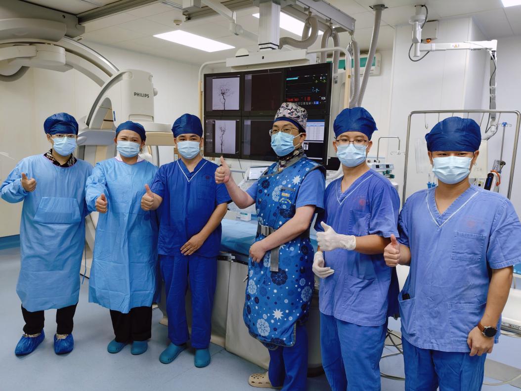 市二院神经介入团队