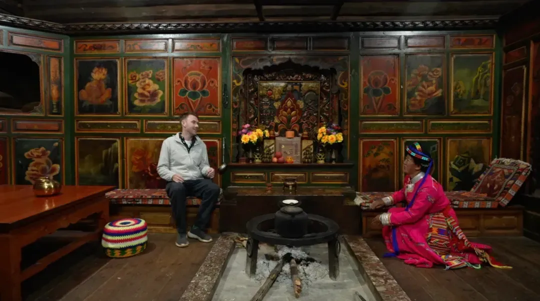 摩梭人母系家庭的“密码”，“母系文化”是不是男卑女尊？