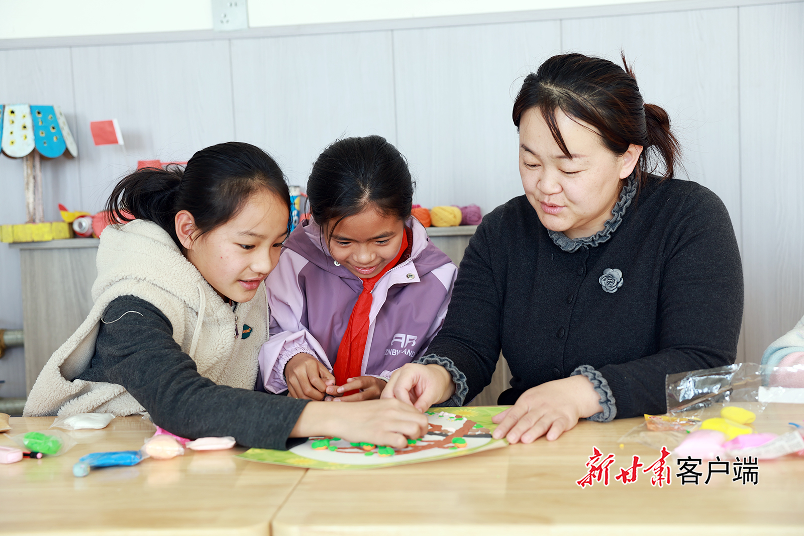 甘肃金塔童趣点亮校园