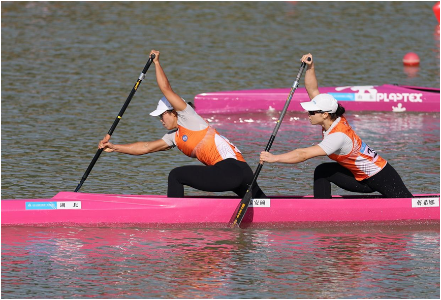 荆楚新力量！全运会皮划艇静水赛 湖北组合滕安硕/蒋希娜斩获银牌
