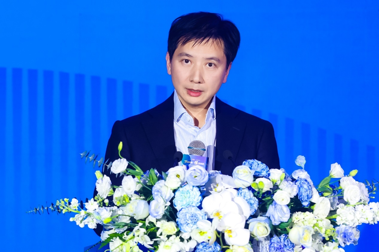 吕靖 凤凰网CFO