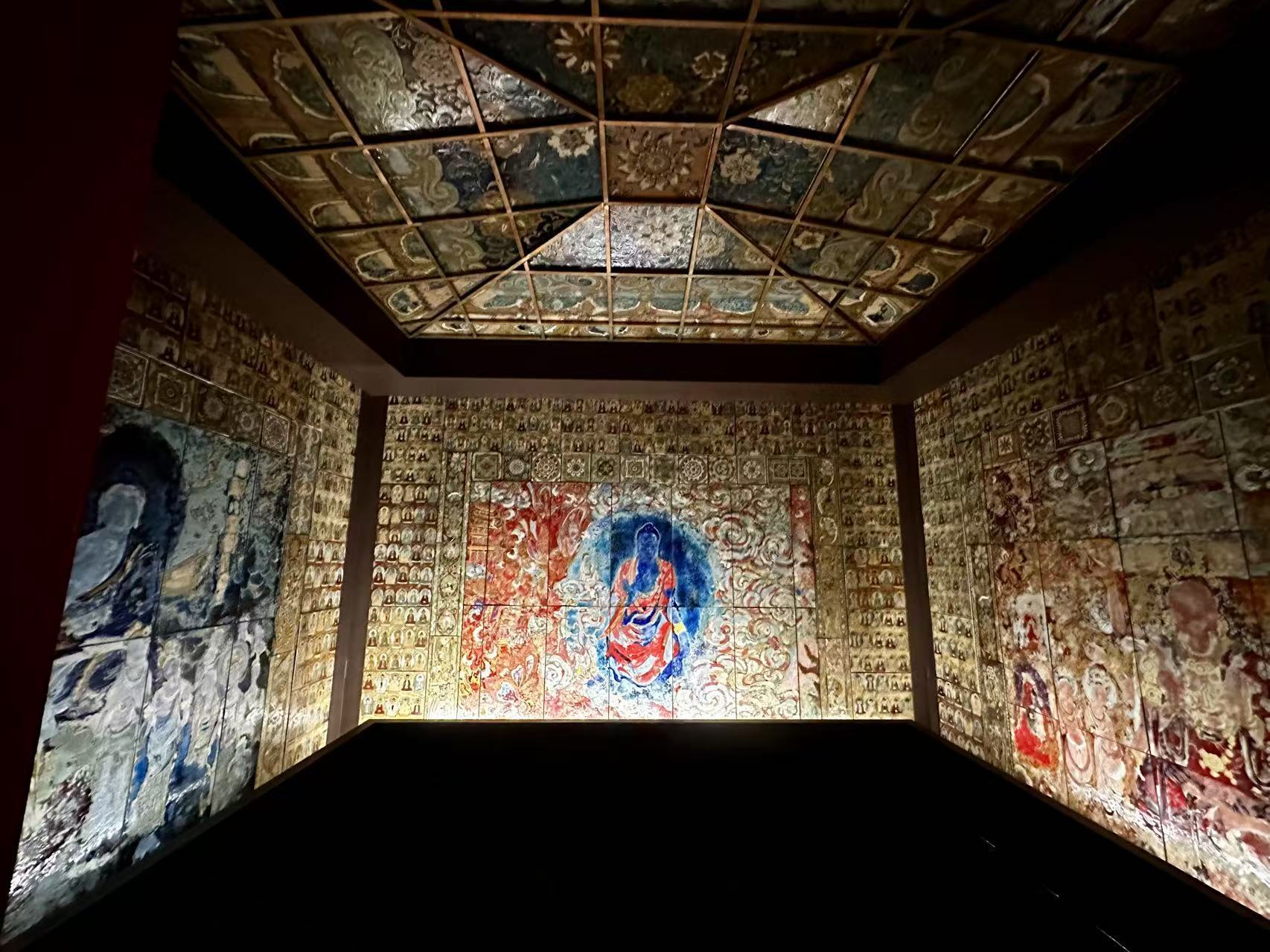 瓷窟&middot;敦煌莫高