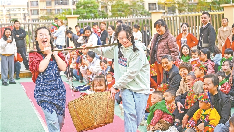 南昌：亲子农耕运动会 共享快乐时光（图）