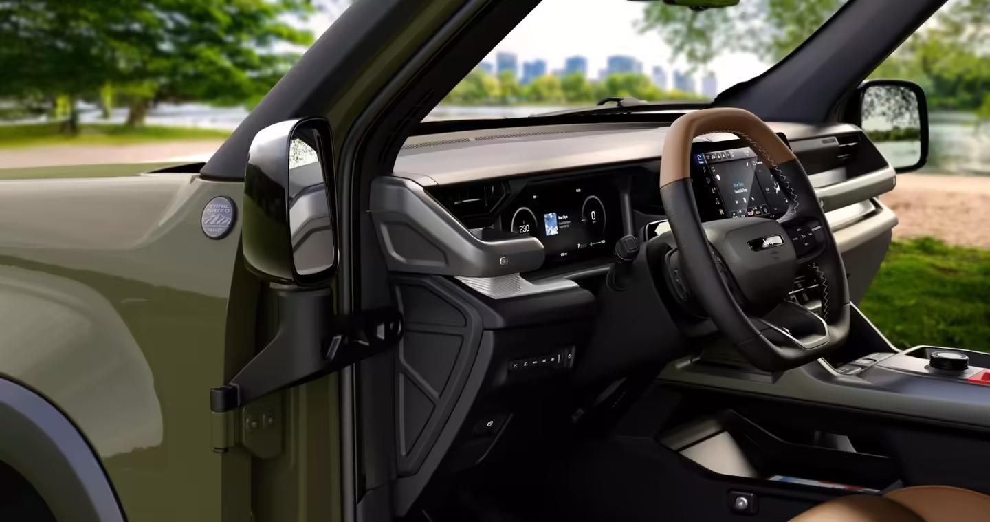 2026-Jeep-Recon-00020.webp (2450&times;1292)