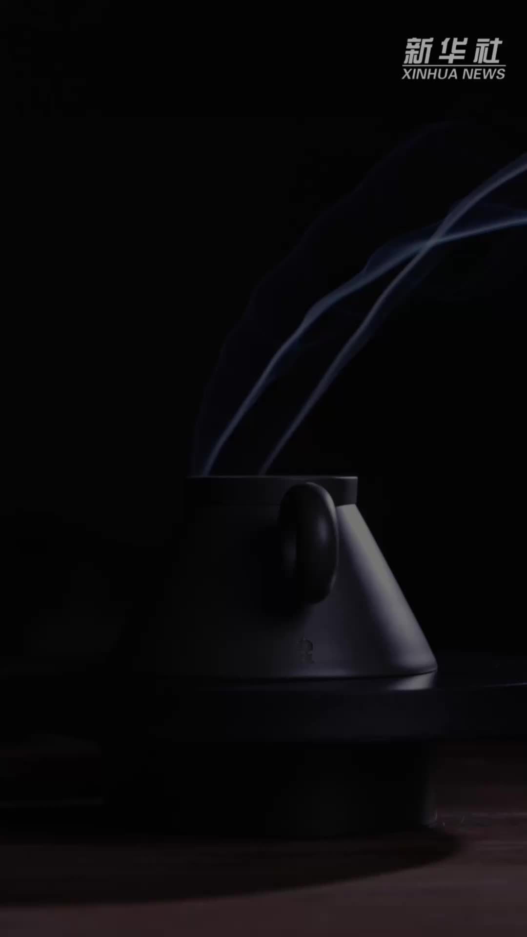 大师手作：看泥火间一盏坭兴陶茶壶诞生