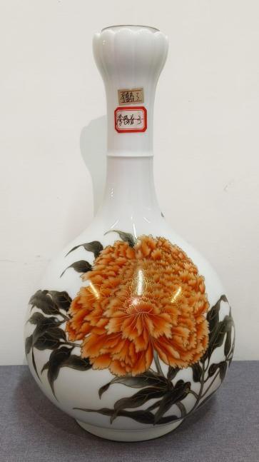 硬彩软画  铁骨柔风 ——古彩圣手李盛春