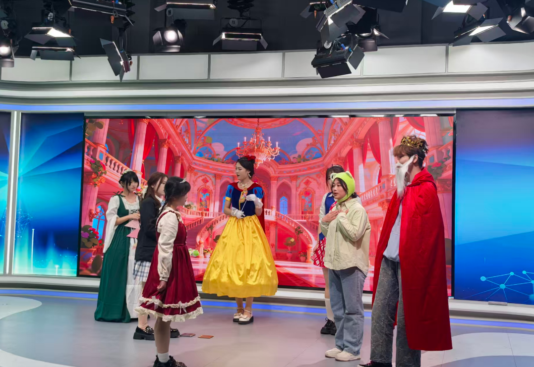 薪火相传育雏荷 艺彩纷呈绽芳华|合肥大学文化与旅游学院第四届“雏荷”话剧节成功举办