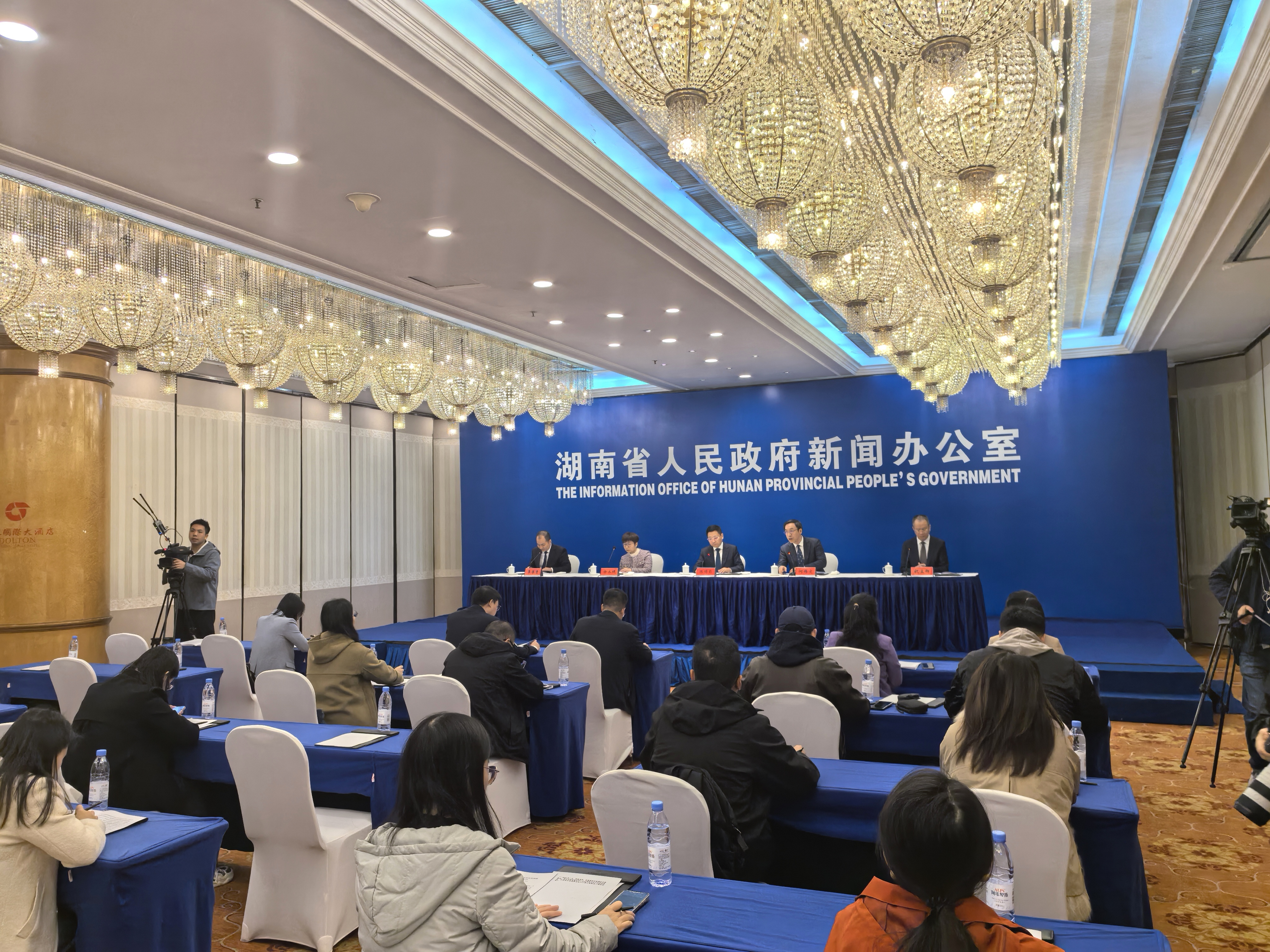 “十四五”湖南财政交出高质量发展“成绩单”:民生优先 改革突破 财源更稳