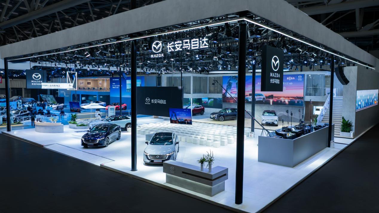 2025广州车展:央视“第一发布”全球好车EZ-60领衔,长安马自达新能源矩阵闪耀广州车展