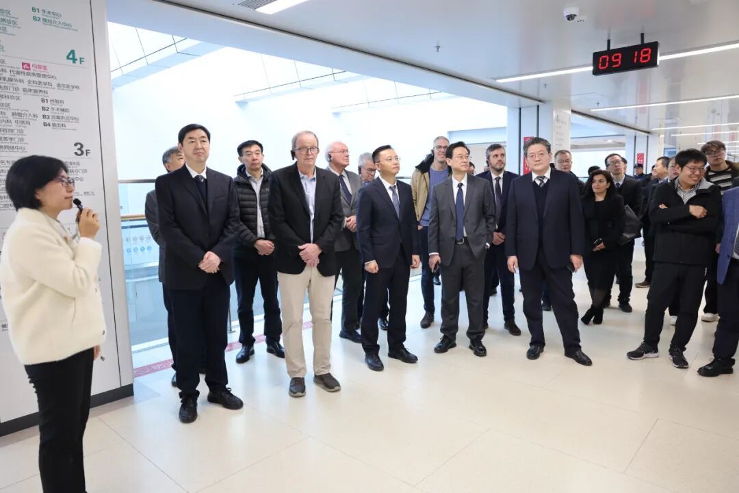 齐鲁医院德州医院主办中欧脑科学学术会议暨齐鲁燕赵神经外科联盟授牌仪式