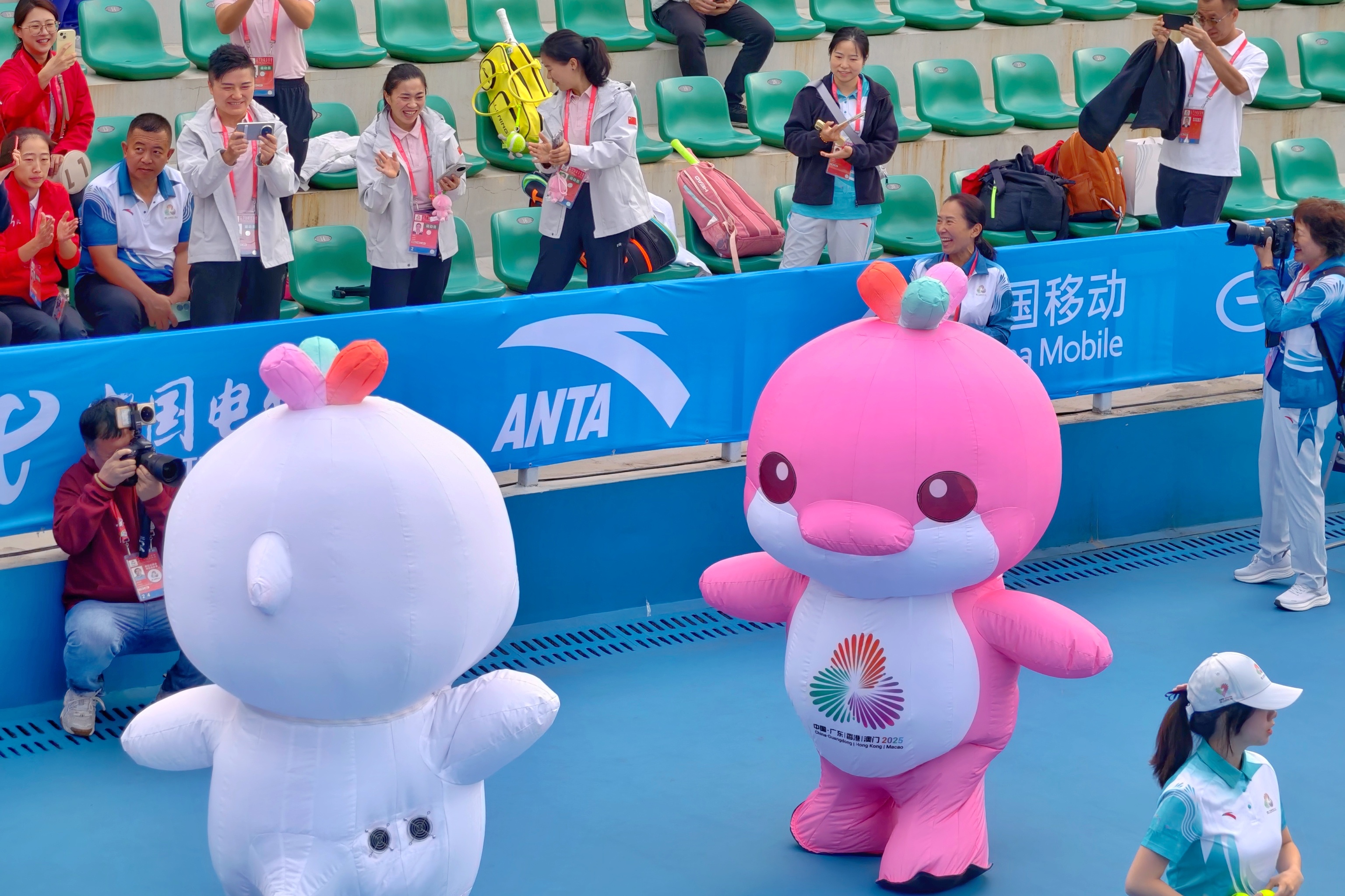 图：十五运会群众比赛网球项目决赛现场