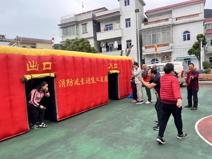 东渔社区民生微实事落地：“安全+文明”双体验 解锁居民家门口的幸福保障