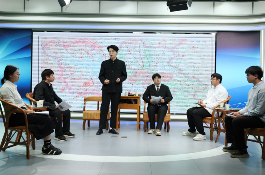 薪火相传育雏荷 艺彩纷呈绽芳华|合肥大学文化与旅游学院第四届“雏荷”话剧节成功举办