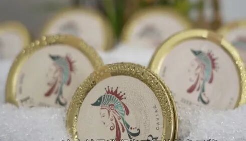 上饶出产的优质鱼子酱出口阿联酋。新华网发