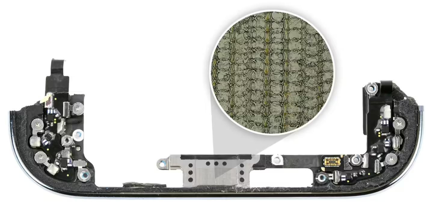 iPhone Air 的 USB-C 接口