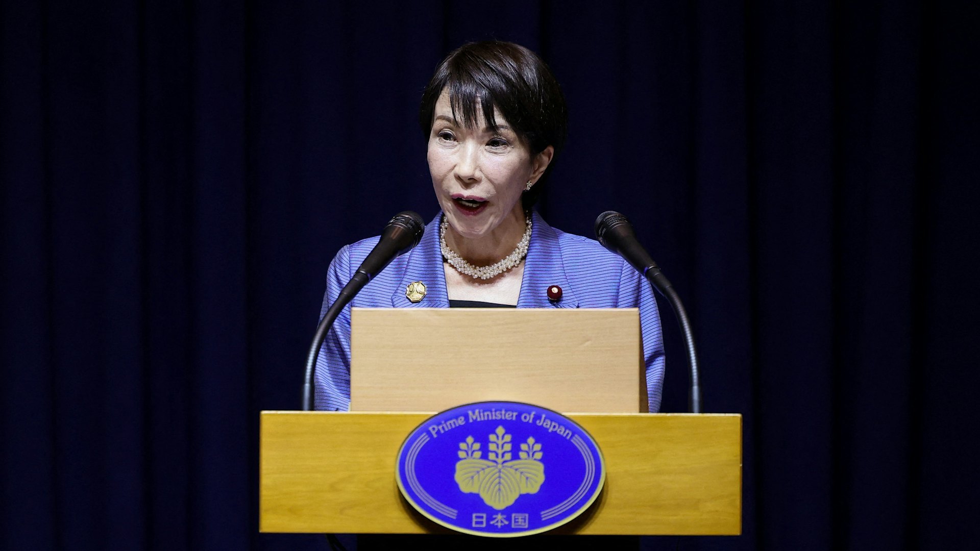 高市早苗说穿“占上风的衣服”出席G20,遭日网友群嘲“态度傲慢”“太丢人”