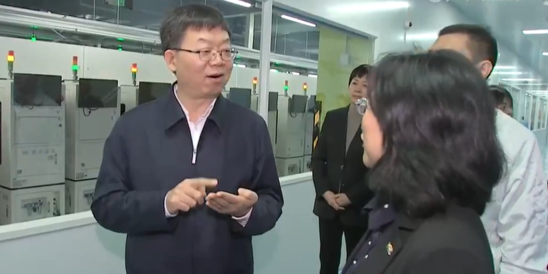 李伟在南昌宣讲党的二十届四中全会精神并调研