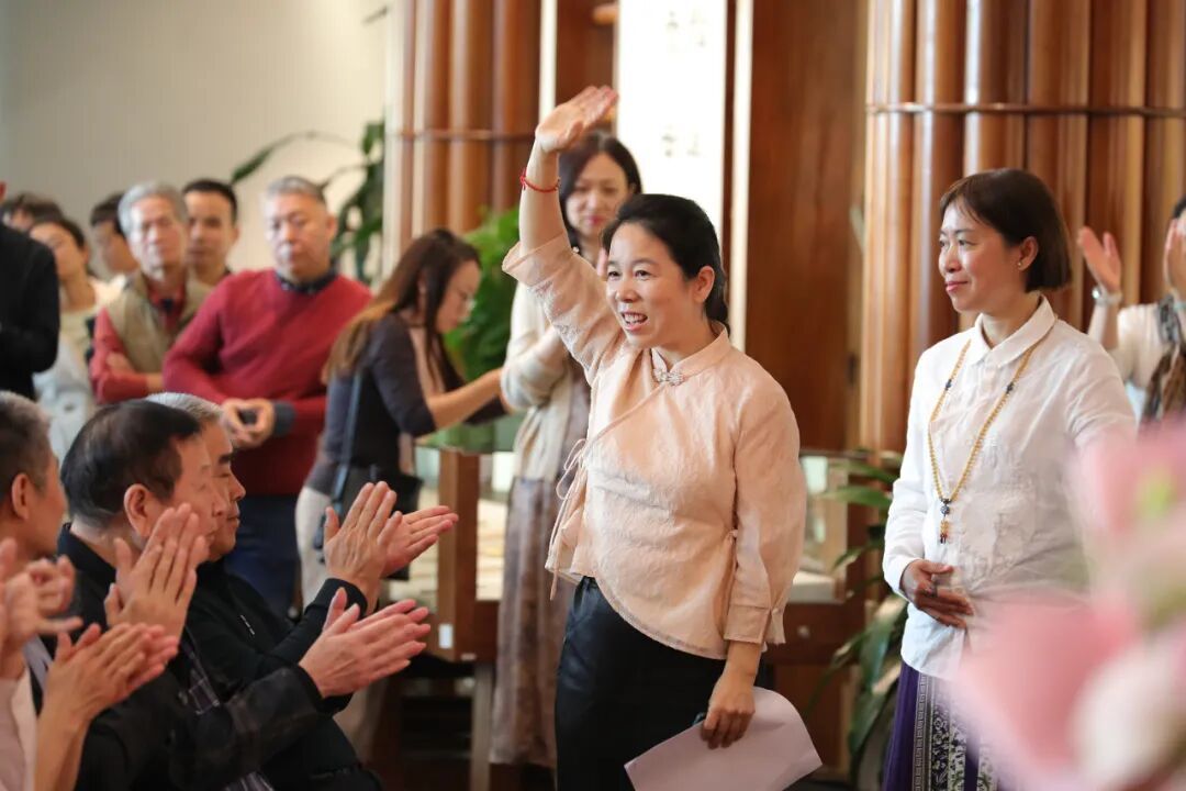 本次展览艺术家李紫玉