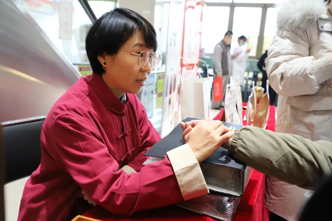 中医文化浸润人心!河间中医院成功举办首届膏方节