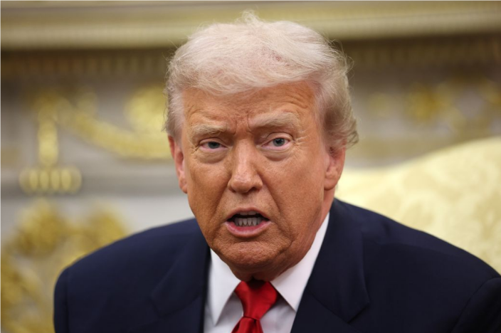 特朗普签署爱泼斯坦案文件公开法案