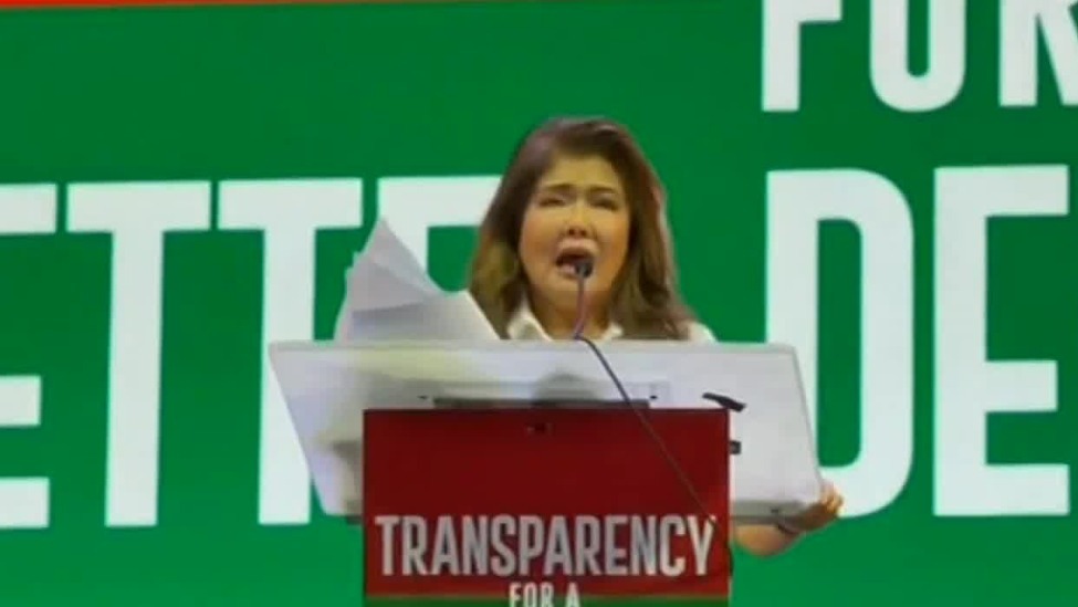 菲总统马科斯遭胞姊指控长期吸毒，呼吁他回家休养