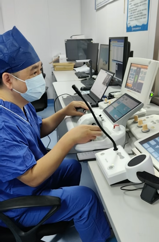 市二院神经内科主刀医师符鹏程主任医师