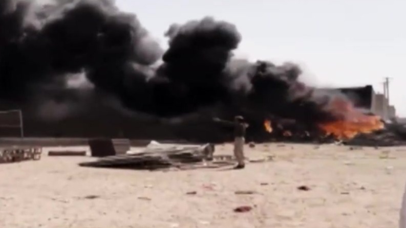 光辉战机当众坠毁，印度这也能吹？印空军上校：光辉安全纪录第一