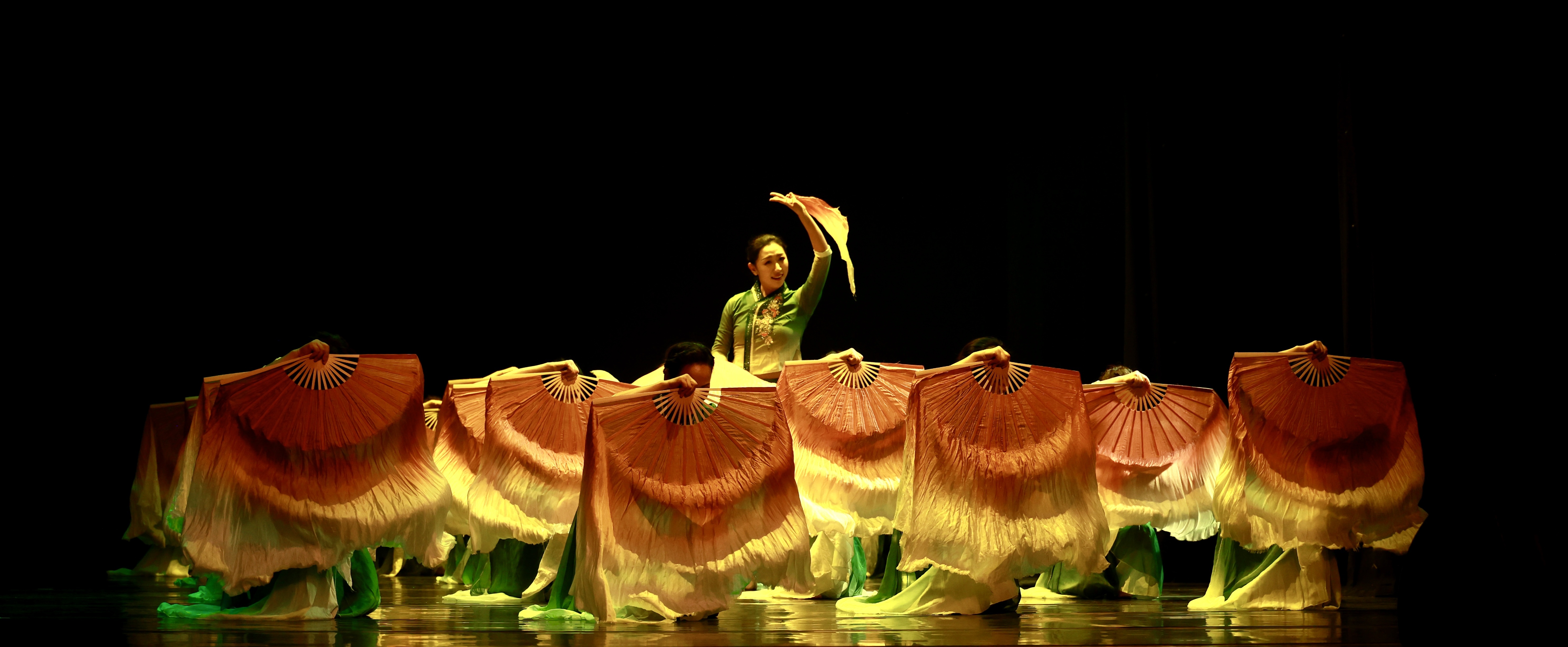 此城，来自民间的“艺”束光照亮此夜——第五届深圳优秀民间艺术表演作品展演异彩纷呈