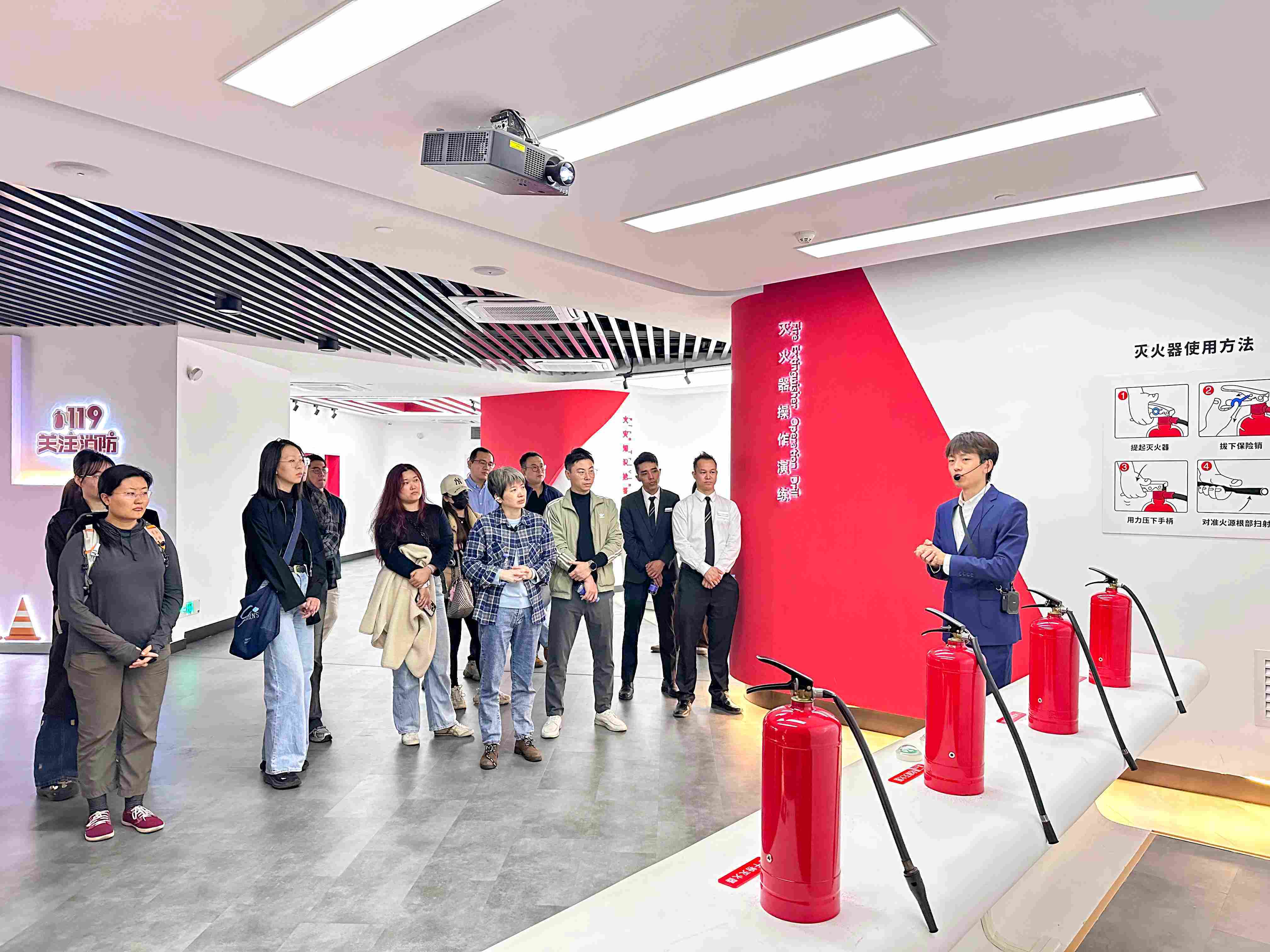 换种方式学习，龙华区安全教育基地让安全知识触手可及