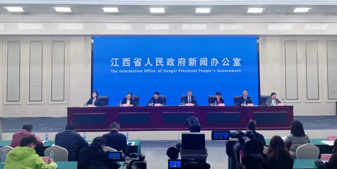 发布会现场图 摄影：饶梦露