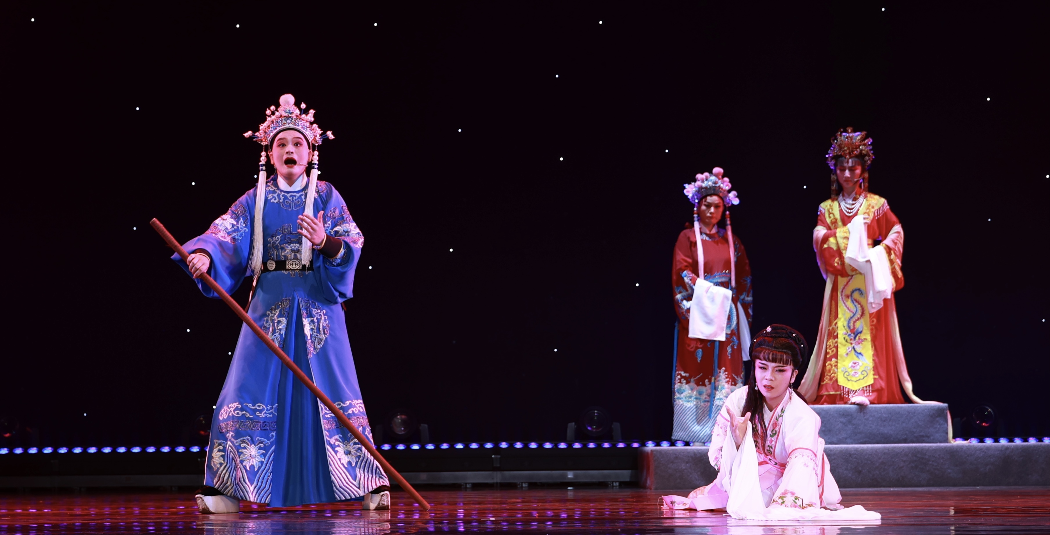 此城，来自民间的“艺”束光照亮此夜——第五届深圳优秀民间艺术表演作品展演异彩纷呈