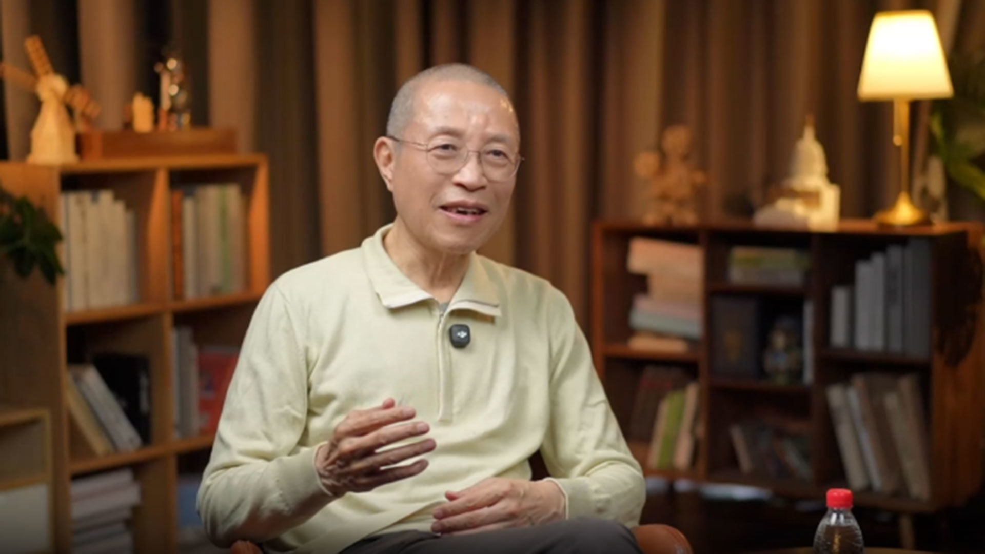 苹果、英伟达市值超4万亿美元，意味着什么？泡沫已经到了荒唐的地步