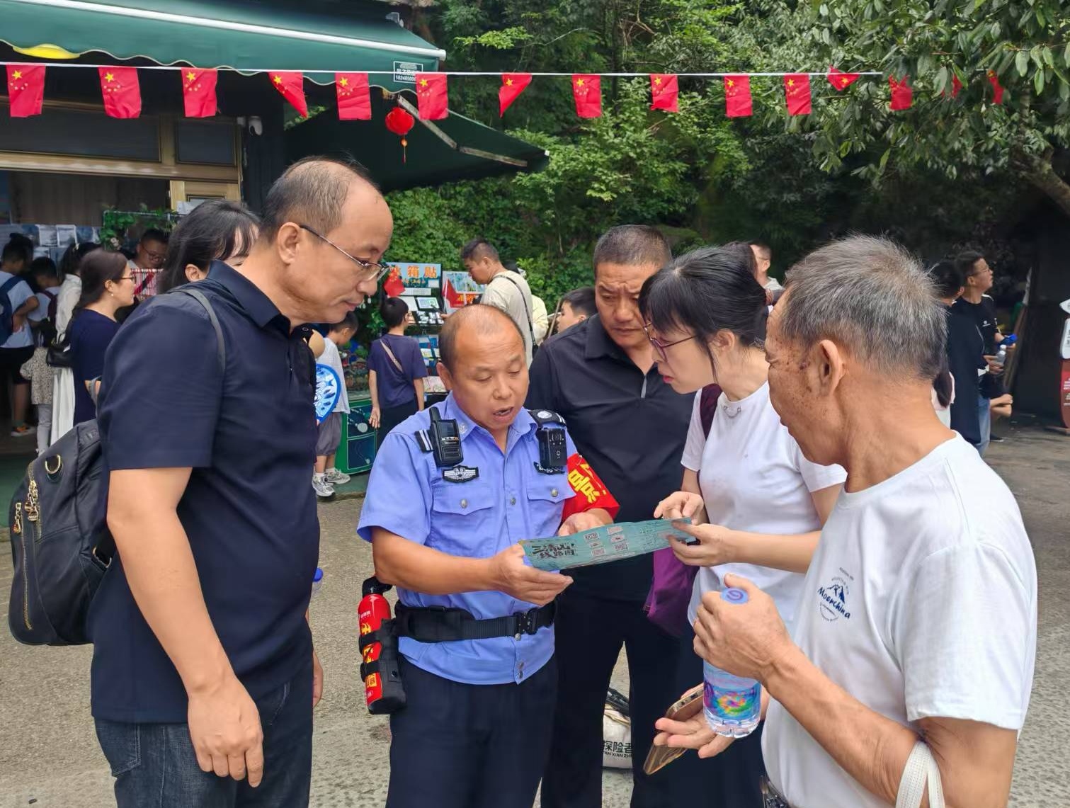 生态作底，服务着墨，发展执笔——不断推动三清山旅游高质量发展
