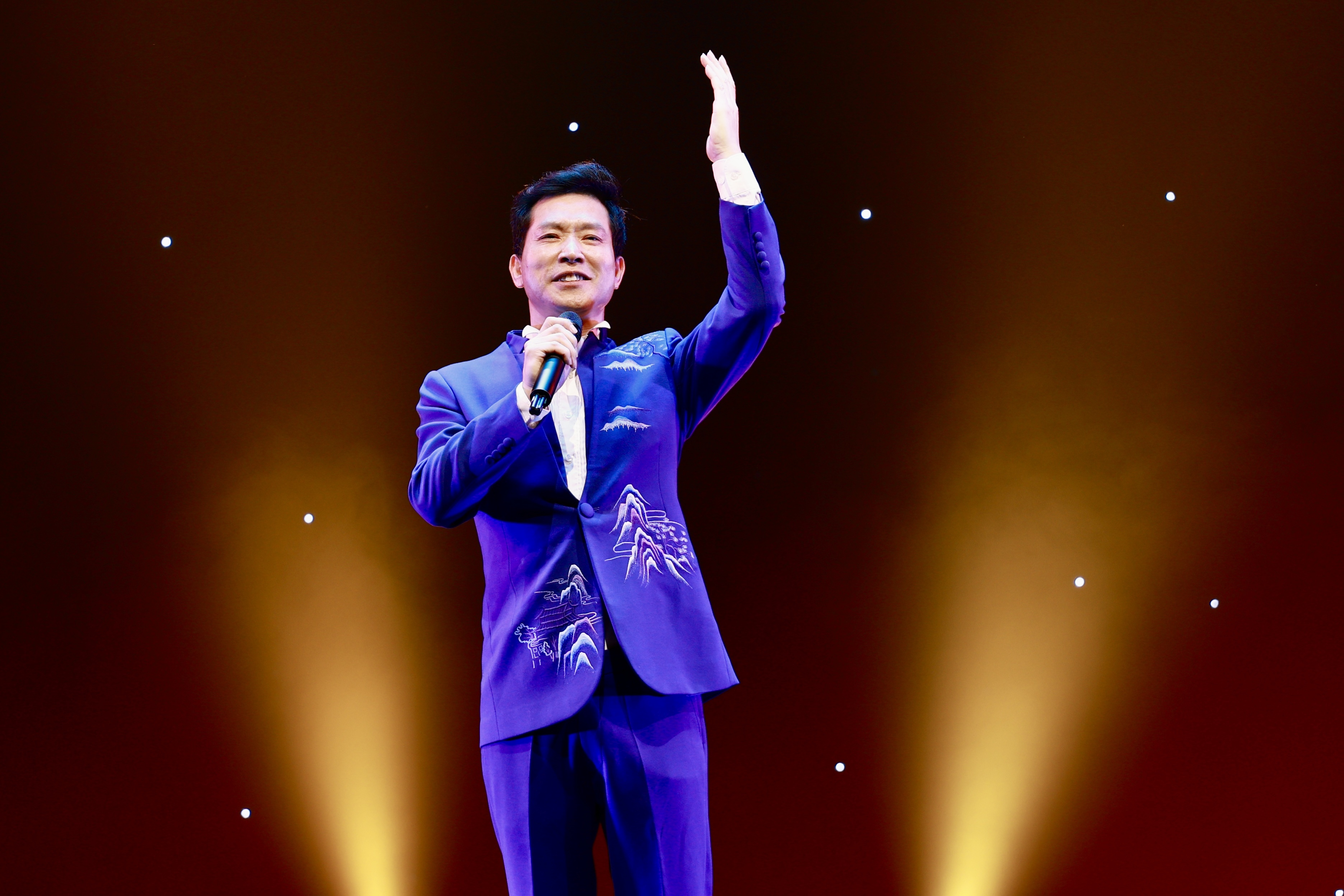 此城，来自民间的“艺”束光照亮此夜——第五届深圳优秀民间艺术表演作品展演异彩纷呈