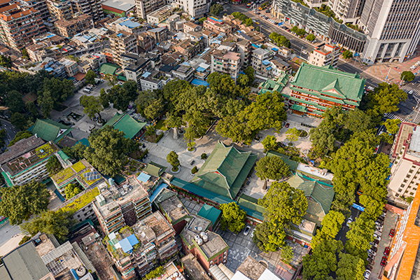 寺中有园 园即是寺：多元视角下的广州海幢寺园林